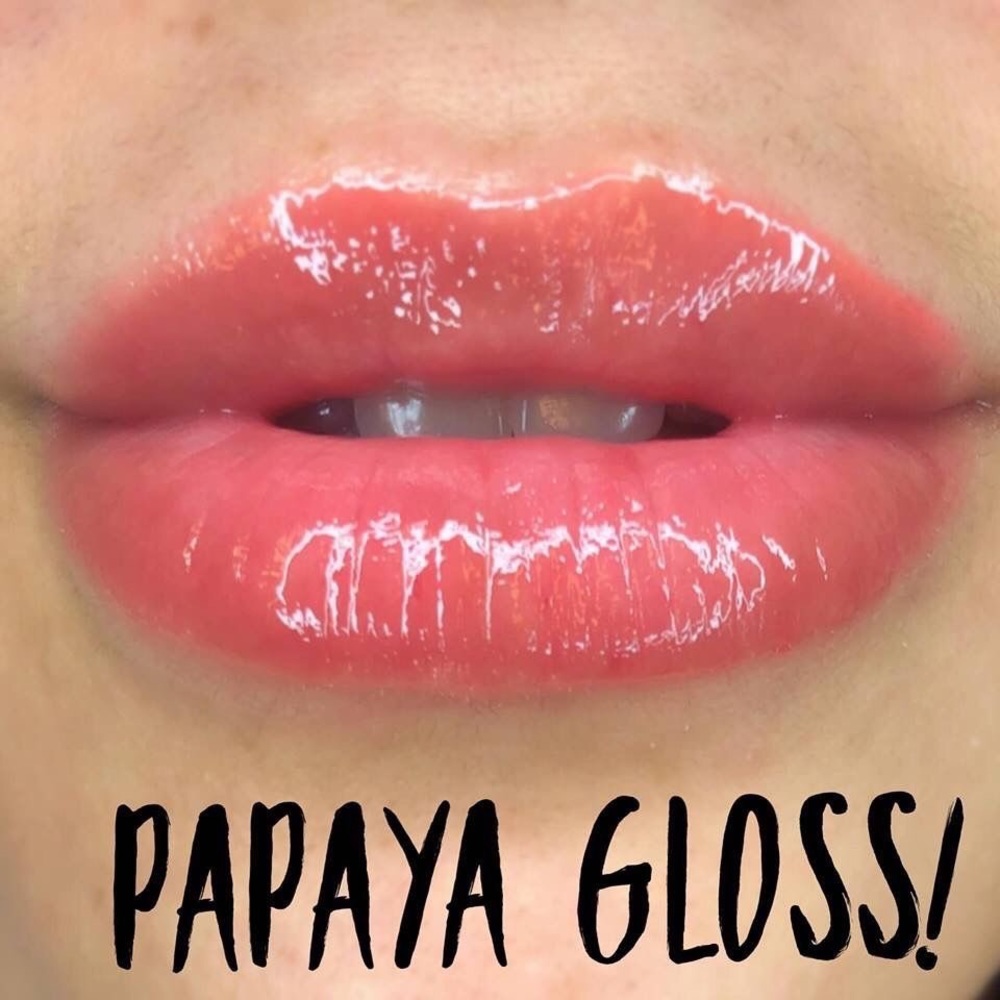 Papaya gloss